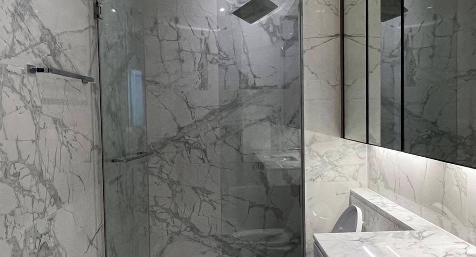À louer 2 chambres condo à Khlong Toei, Bangkok