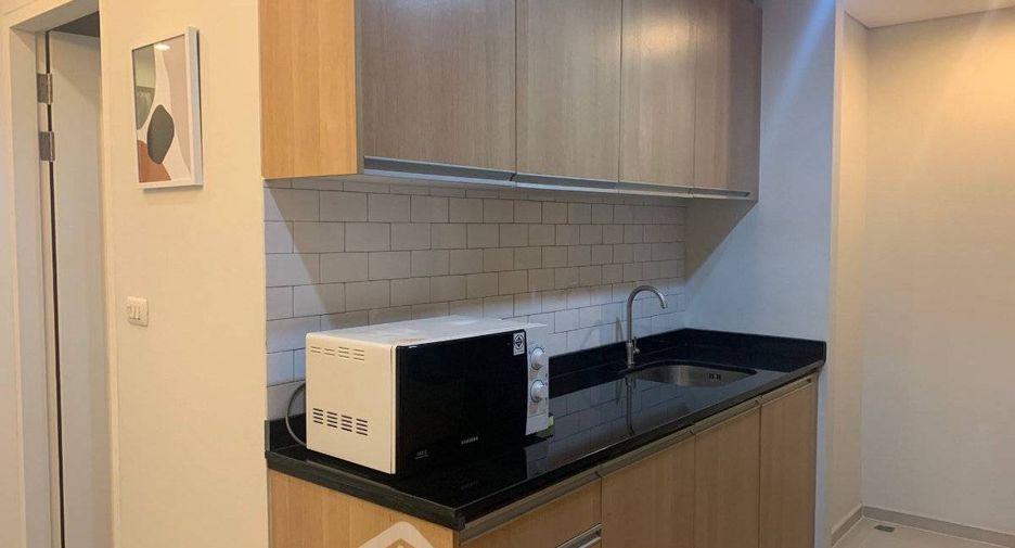 For rent 1 bed condo 