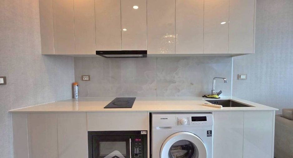 For rent 1 bed condo 