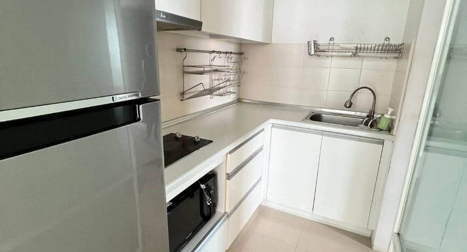 For rent 1 bed condo in Huai Khwang, Bangkok