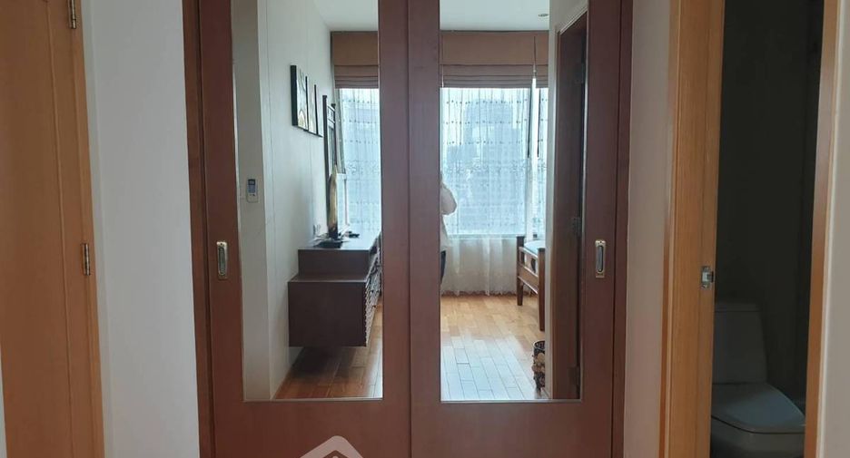 For rent 2 bedrooms condo 