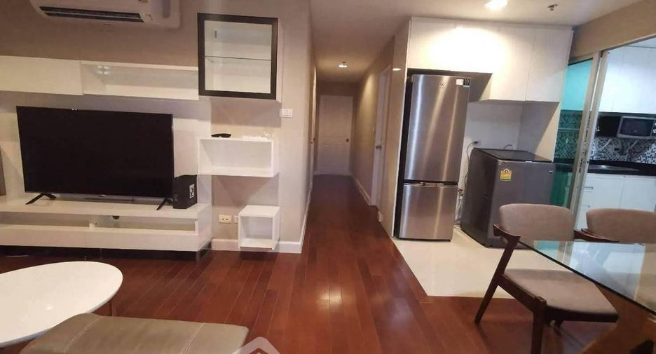 For rent 3 bedrooms condo 
