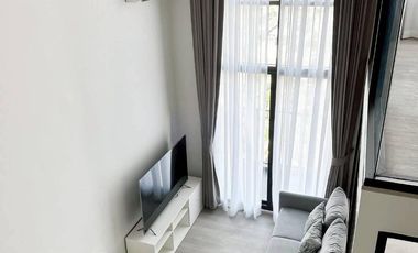For rent 1 Beds condo 