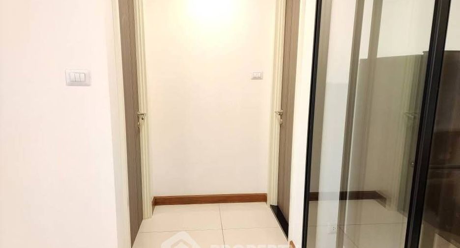 Wohnung zur Miete mit 1 Zimmer in Khlong San, Bangkok