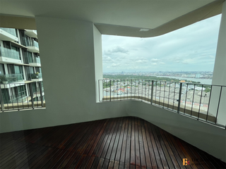À vendre 2 chambres condo à Yan Nawa, Bangkok