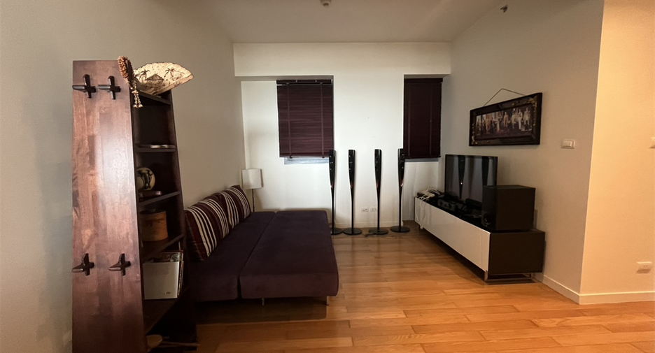 À vendre 2 chambres condo à Yan Nawa, Bangkok