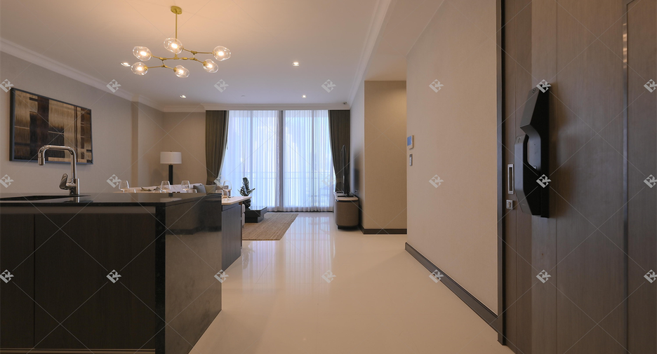 For rent 2 bedrooms condo in Khlong Toei, Bangkok