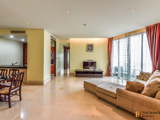 For rent 2 bedrooms condo in Sathon, Bangkok