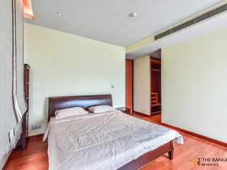 For rent 2 bedrooms condo in Sathon, Bangkok