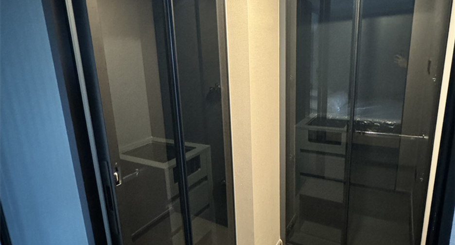À vendre 2 chambres condo à Bang Rak, Bangkok