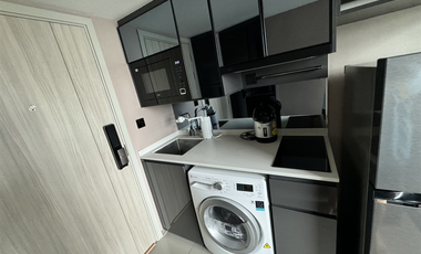 À vendre 2 chambres condo à Bang Rak, Bangkok