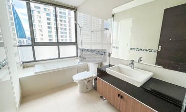 À louer 2 chambres condo 
