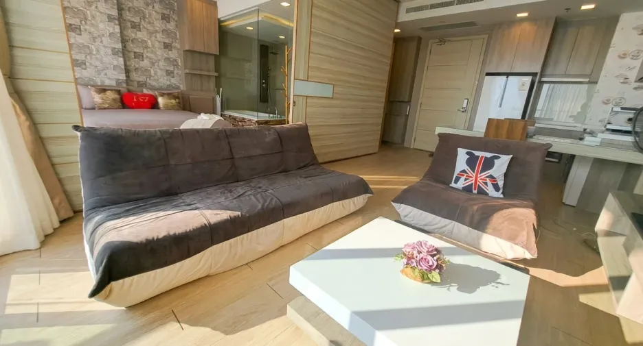 For sale 1 bed condo in Jomtien, Pattaya