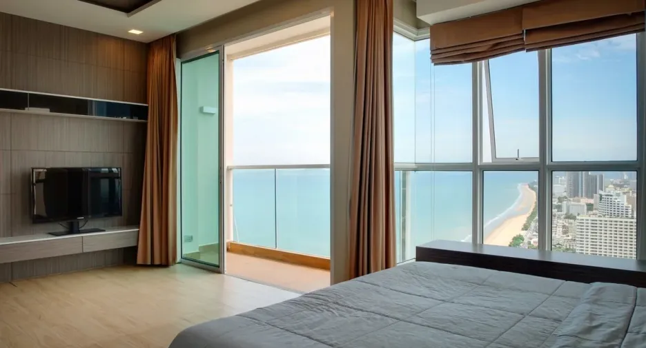 For sale 2 bedrooms condo in Jomtien, Pattaya