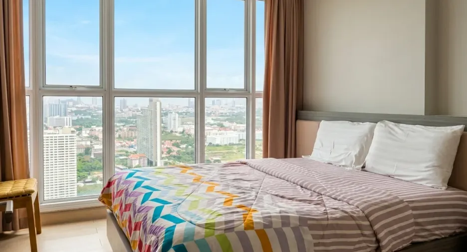 For sale 2 bedrooms condo in Jomtien, Pattaya