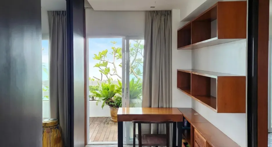 For sale 2 bedrooms condo 