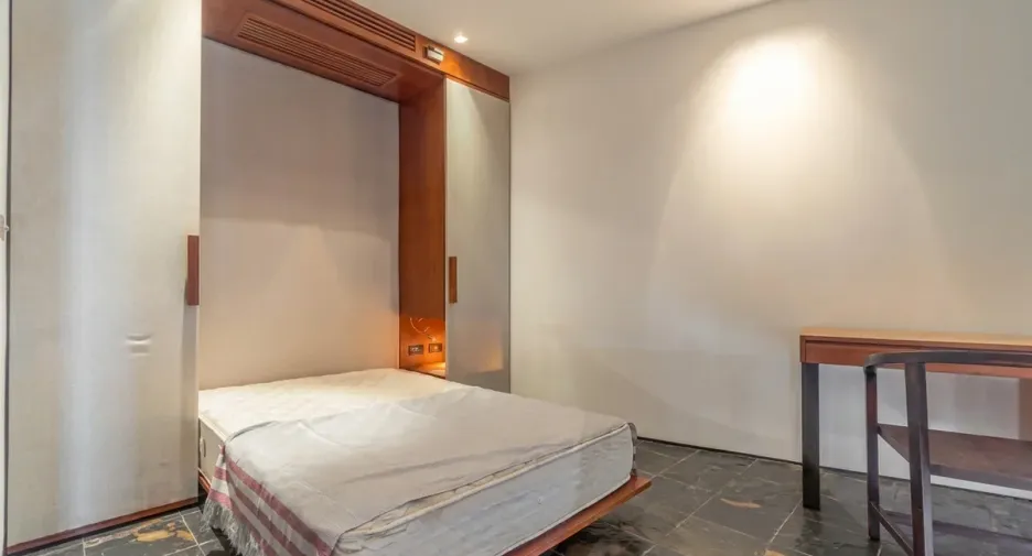For sale 2 bedrooms condo 