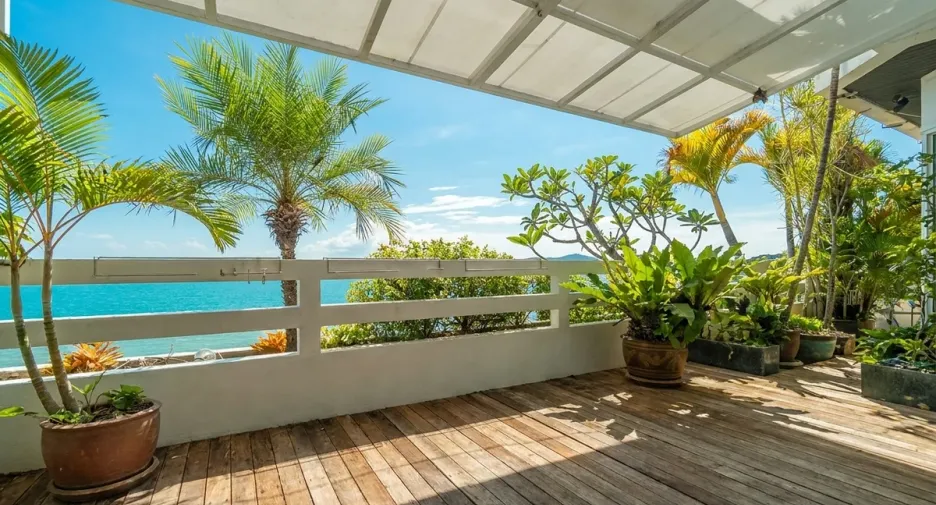 For sale 2 bedrooms condo 