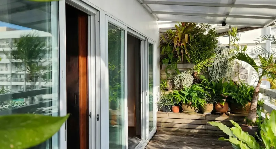 For sale 2 bedrooms condo 