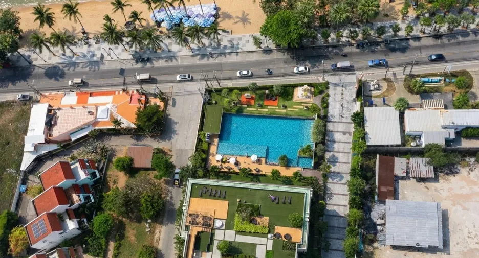 For sale 3 bedrooms condo in Jomtien, Pattaya