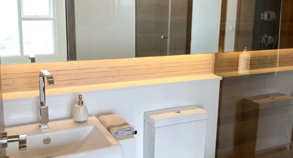 À louer et à vendre 2 chambres condo à Bang Saray, Pattaya