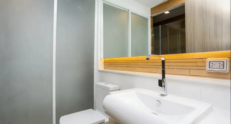 À louer et à vendre 2 chambres condo à Bang Saray, Pattaya