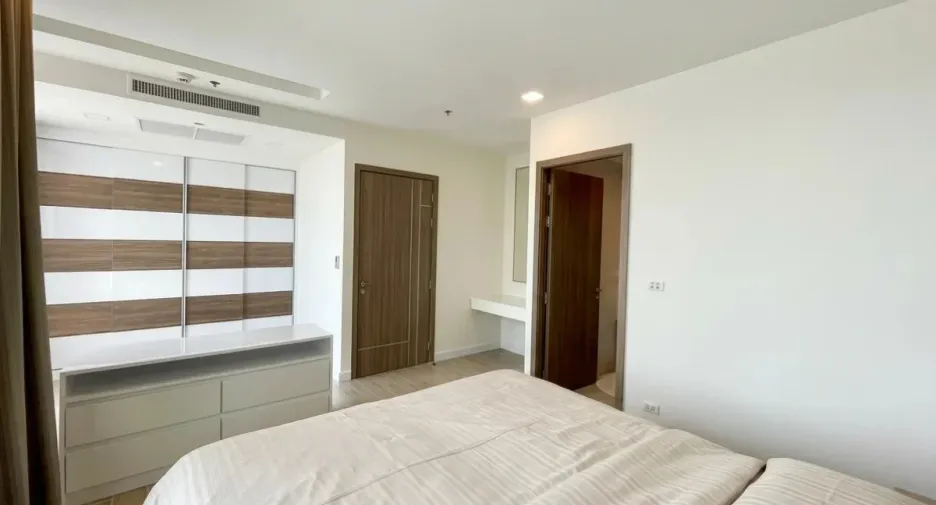 À louer et à vendre 3 chambres condo à Bang Saray, Pattaya