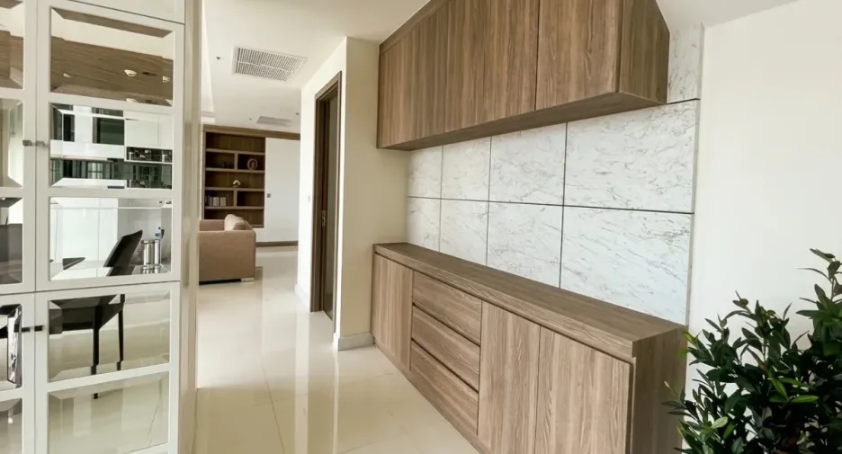 À louer et à vendre 3 chambres condo à Bang Saray, Pattaya