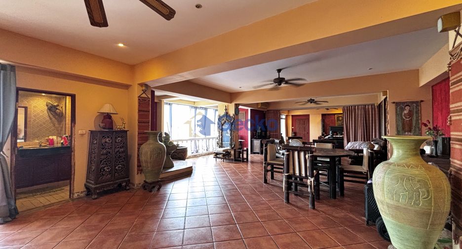 For sale 1 bed condo 