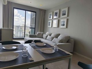 For rent 2 bedrooms condo in Huai Khwang, Bangkok