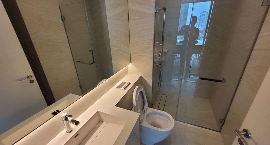 Condo en alquiler de 2 habitaciones en Khlong Toei, Bangkok