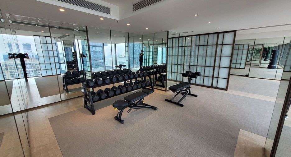 Condo en alquiler de 2 habitaciones en Khlong Toei, Bangkok