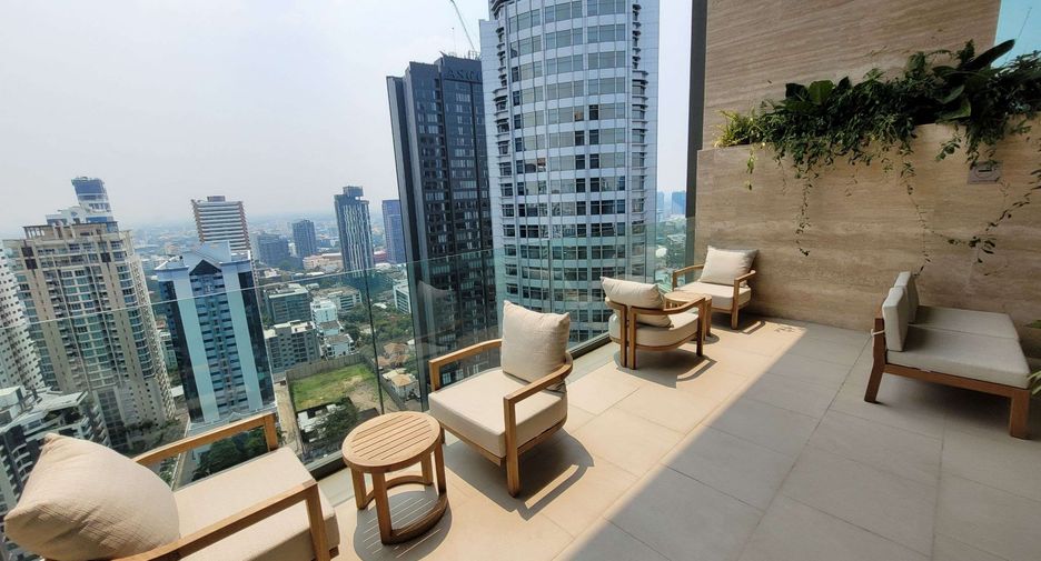 Condo en alquiler de 2 habitaciones en Khlong Toei, Bangkok