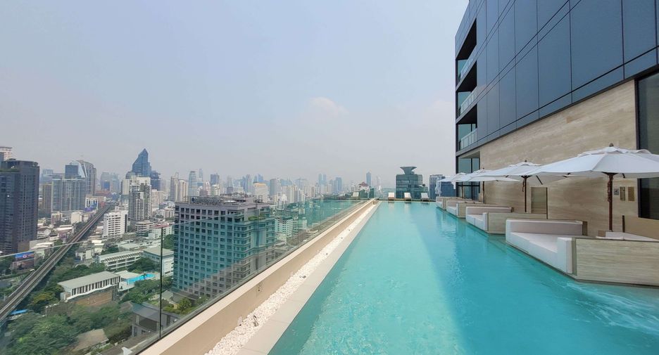 Condo en alquiler de 2 habitaciones en Khlong Toei, Bangkok