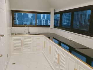 For rent 2 ベッドルーム condo in Watthana, Bangkok