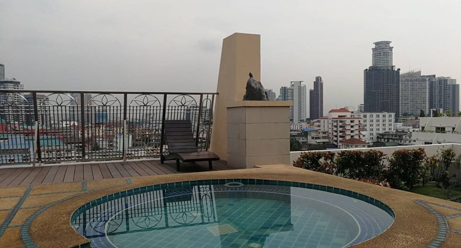 À louer 2 chambres condo à Watthana, Bangkok