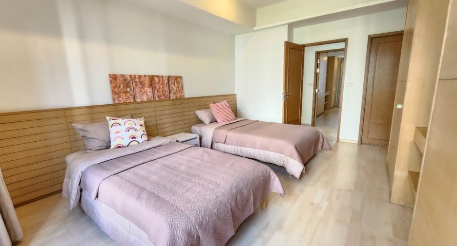 Condo en alquiler de 2 habitaciones en Khlong Toei, Bangkok