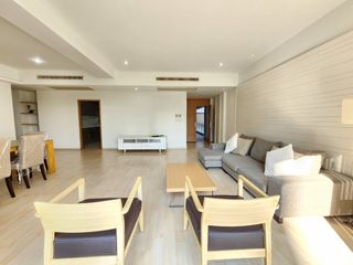 Condo en alquiler de 2 habitaciones en Khlong Toei, Bangkok