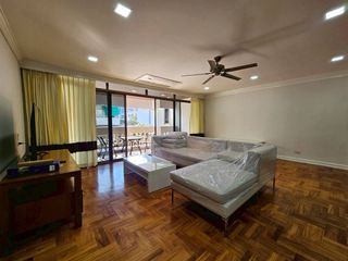 Condo en alquiler de 3 habitaciones en Watthana, Bangkok