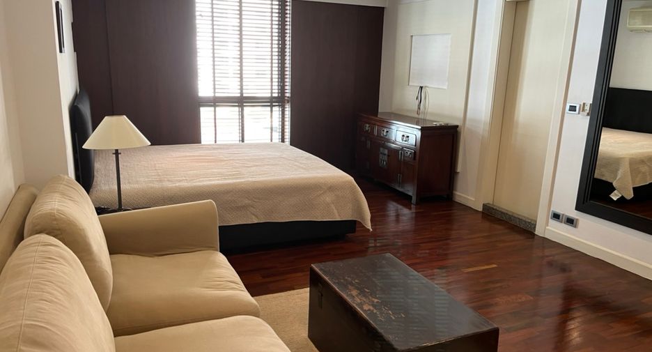 À louer 2 chambres condo à Watthana, Bangkok