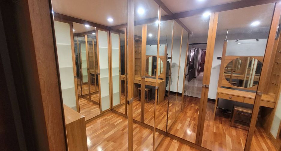 Аренда и продажа 2 спальни кондо в Щаттхана, Бангкок