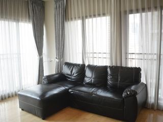 Condo en alquiler de 2 habitaciones en Khlong Toei, Bangkok