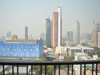Condo en alquiler de 2 habitaciones en Khlong Toei, Bangkok