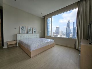 For rent 2 bedrooms condo in Sathon, Bangkok