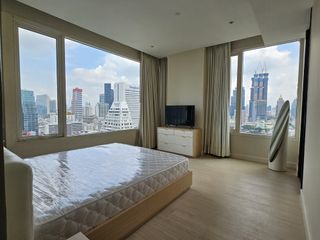 For rent 2 bedrooms condo in Sathon, Bangkok