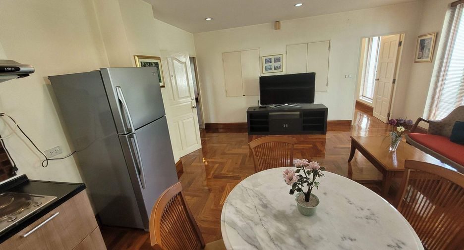 Condo en alquiler de 2 habitaciones en Khlong Toei, Bangkok