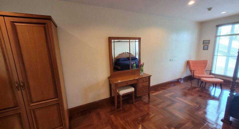Condo en alquiler de 2 habitaciones en Khlong Toei, Bangkok