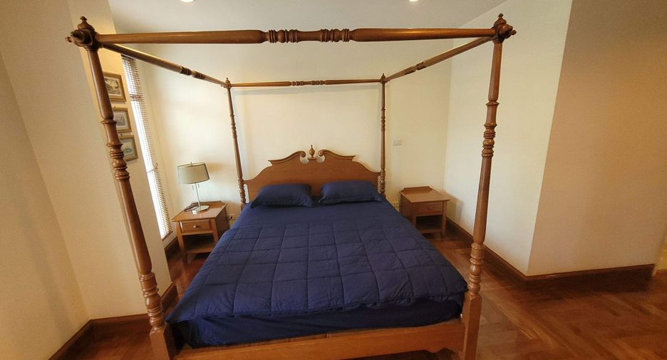 Condo en alquiler de 2 habitaciones en Khlong Toei, Bangkok