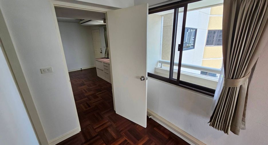 Condo en alquiler y en venta de 2 habitaciones en Khlong Toei, Bangkok