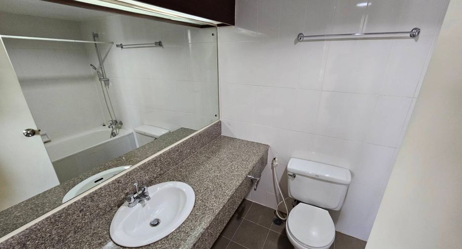 Condo en alquiler y en venta de 2 habitaciones en Khlong Toei, Bangkok